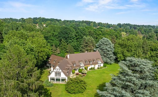 House in Jouxtens-Mézery, Vaud, Switzerland 1