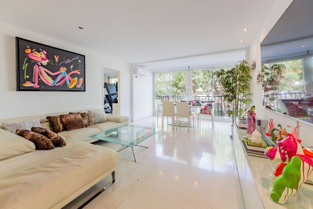Apartment in Zone Ouest Urbaine, Saint-Tropez, France 1 - 18363970