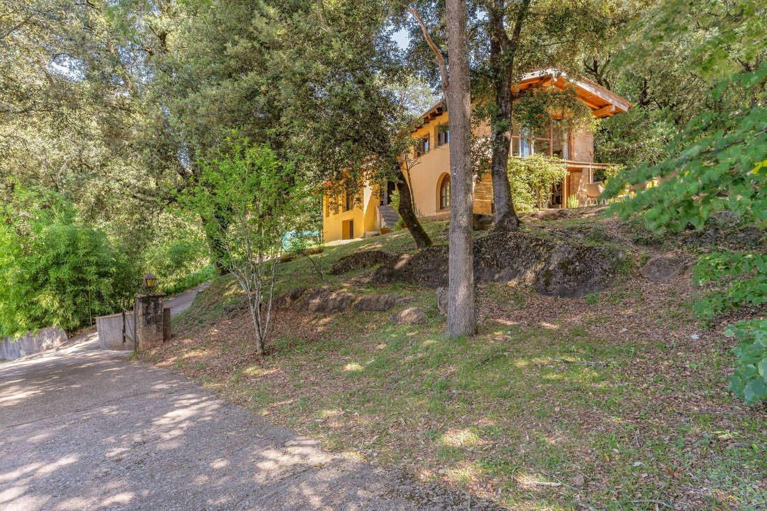 Country House in la Vall de Bianya, Catalonia, Spain 4 - 18532522