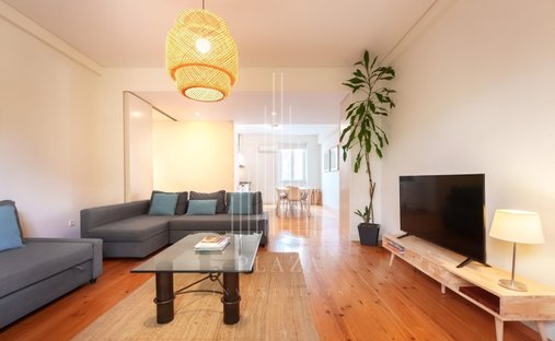 Apartment in Cedofeita, Santo Ildefonso, Se, Miragaia, Sao Nicolau e Vitoria, Porto District, Portugal 1