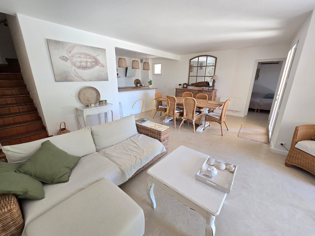 Villa in La Croix-Valmer, Provence-Alpes-Côte d'Azur, France 3 - 18536000
