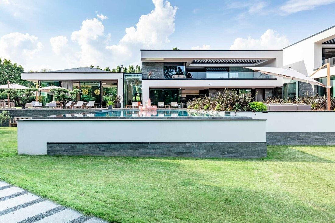 House in Mies, Vaud, Switzerland 2 - 18532153