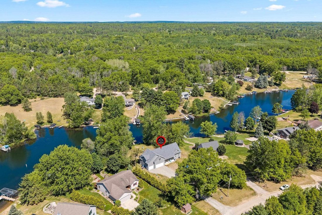 House in Legend Lake, Wisconsin, United States 3 - 18534501