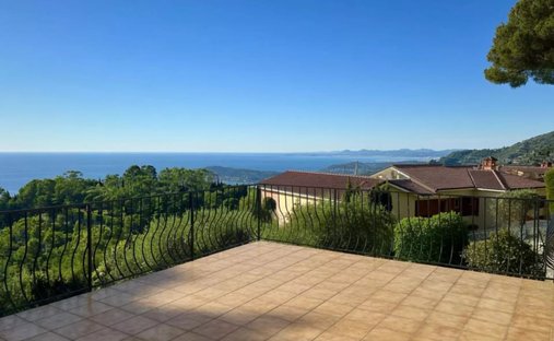 Villa in Èze, Provence-Alpes-Côte d'Azur, France 1