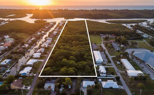 Land in Hobe Sound, Florida, United States 1
