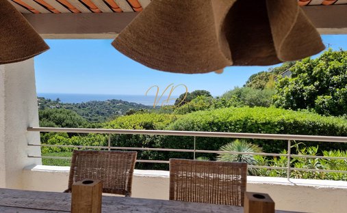 Villa in La Croix-Valmer, Provence-Alpes-Côte d'Azur, France 1