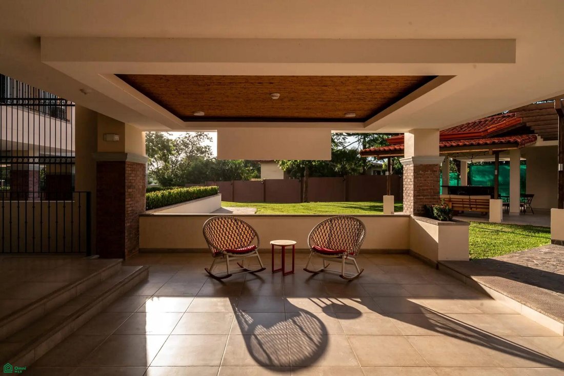 Condo in Playa Langosta, Guanacaste Province, Costa Rica 5 - 18340157