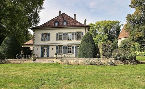 House in Hautemorges, Vaud, Switzerland 1