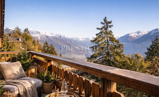 Penthouse in Crans-Montana, Valais, Switzerland 1
