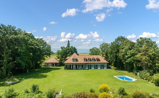 Haus in Etoy VD, Waadt, Schweiz 1