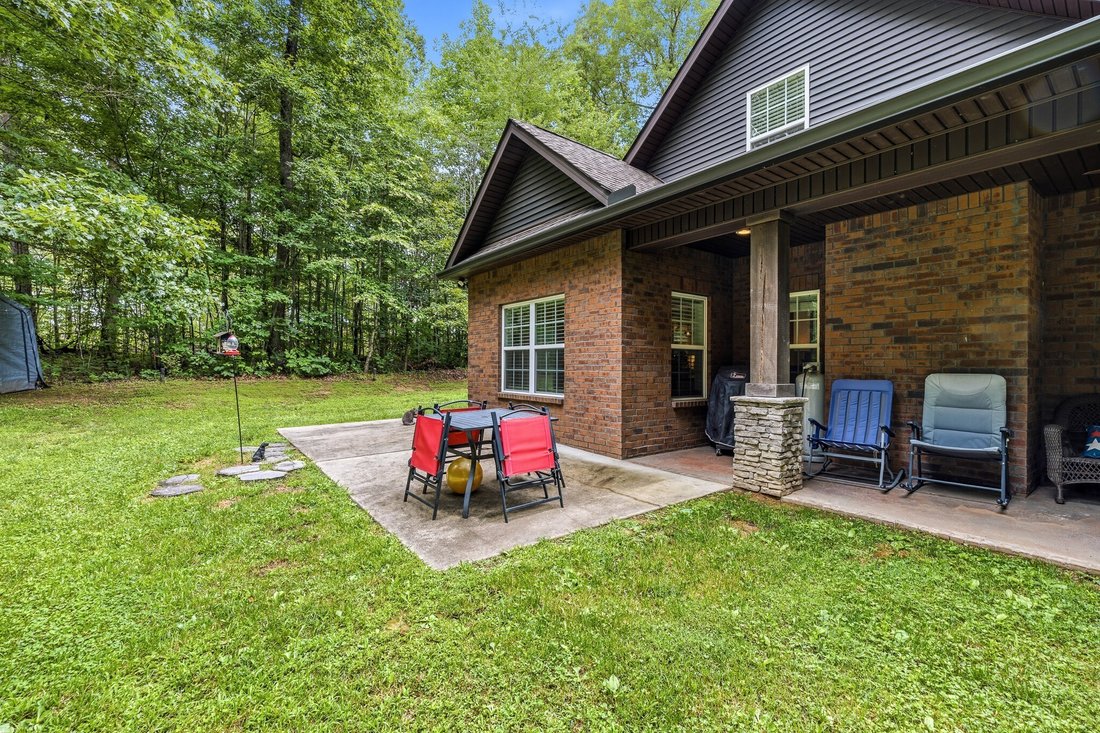 House in Manchester, Tennessee, United States 4 - 18532392