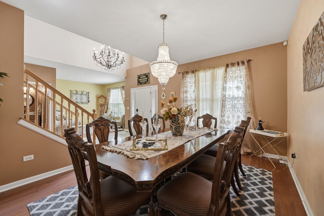House in Bolingbrook, Illinois, United States 4 - 18534984