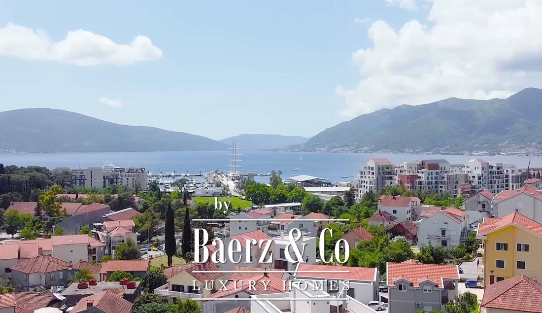Penthouse in Tivat, Tivat Municipality, Montenegro 1 - 17440634