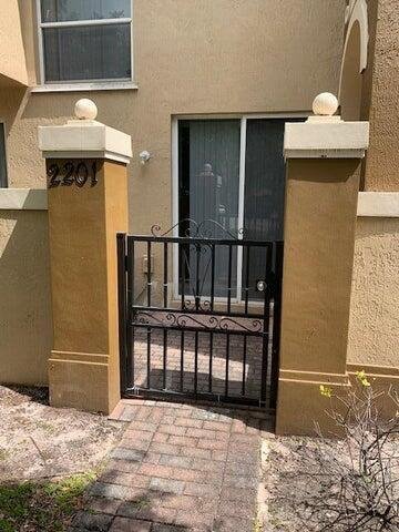 West Palm Beach, Florida, United States 4 - 18533032