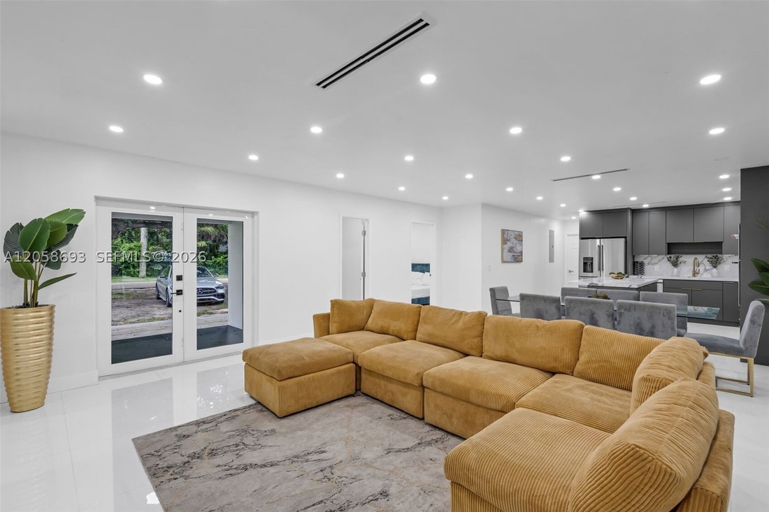 House in Miami, Florida, United States 3 - 18534729