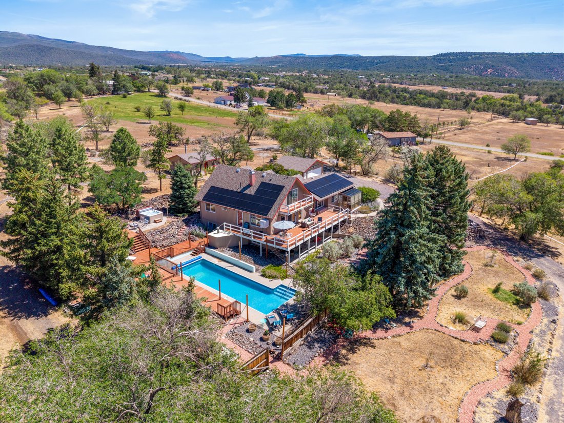House in Cedaredge, Colorado, United States 1 - 18510619