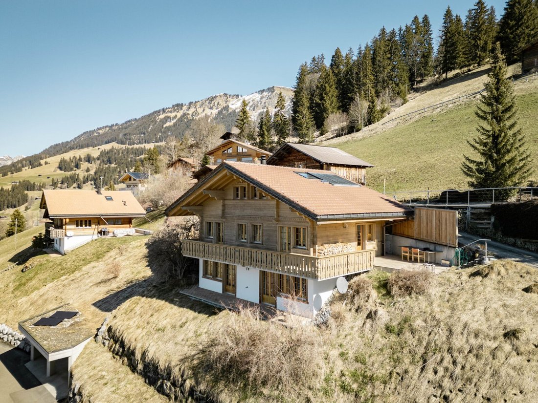 Chalet in Lenk im Simmental, Canton of Bern, Switzerland 2 - 18534082