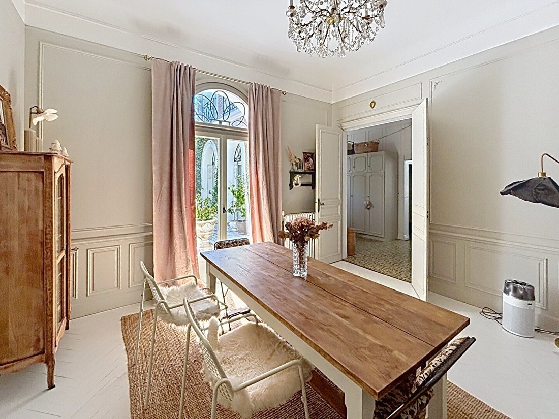 Villa in Poitiers, Nouvelle-Aquitaine, France 1 - 18405812