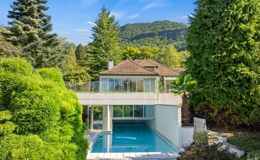 House in Blonay - Saint-Légier, Vaud, Switzerland 1