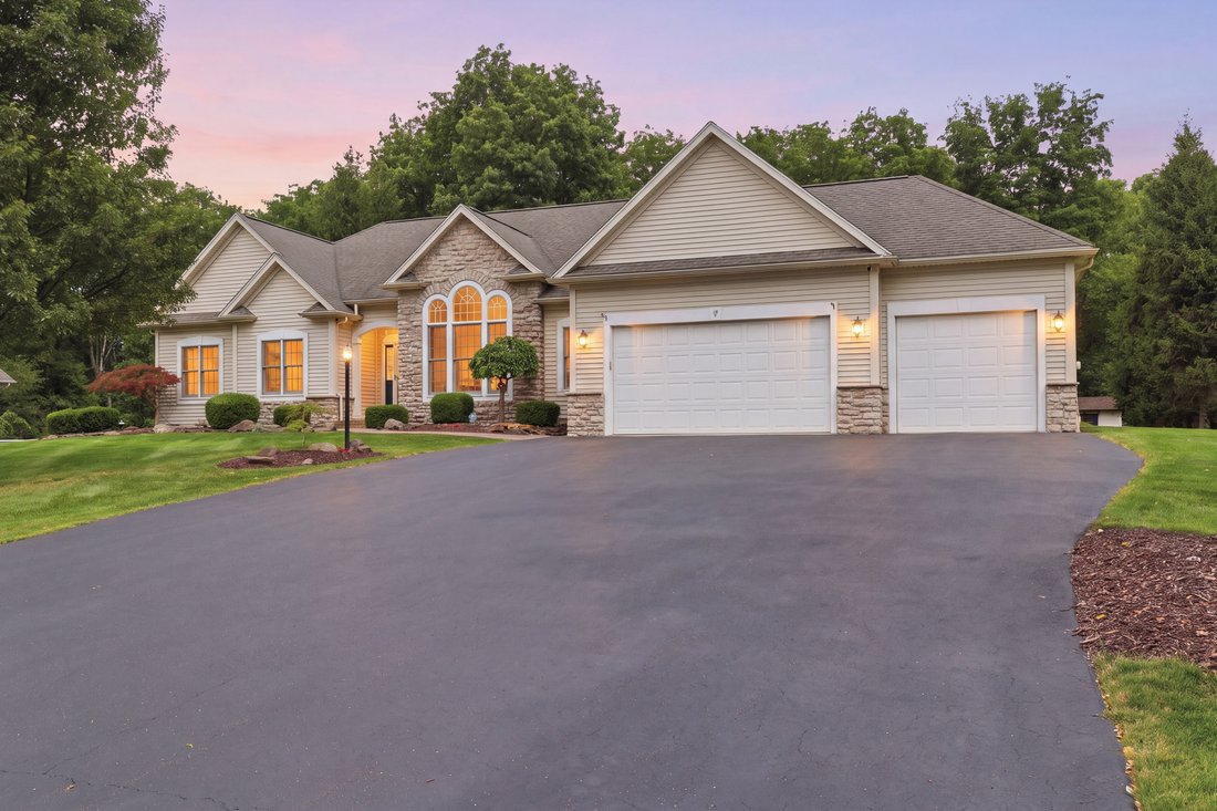 House in Spencerport, New York, United States 2 - 18533812