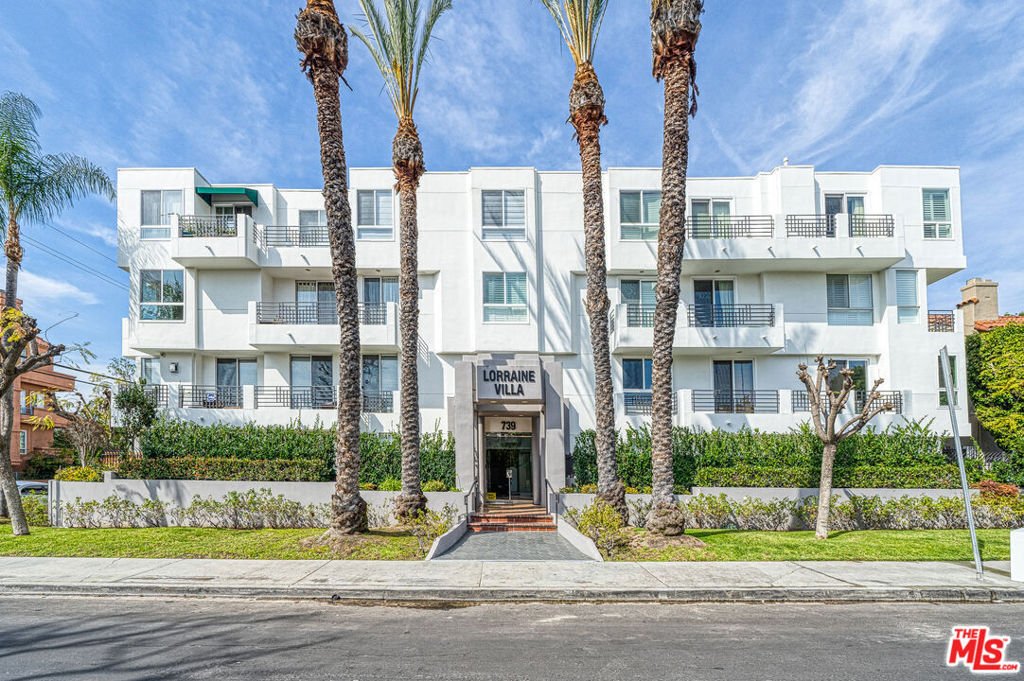 Condo in Los Angeles, California, United States 2 - 18535065
