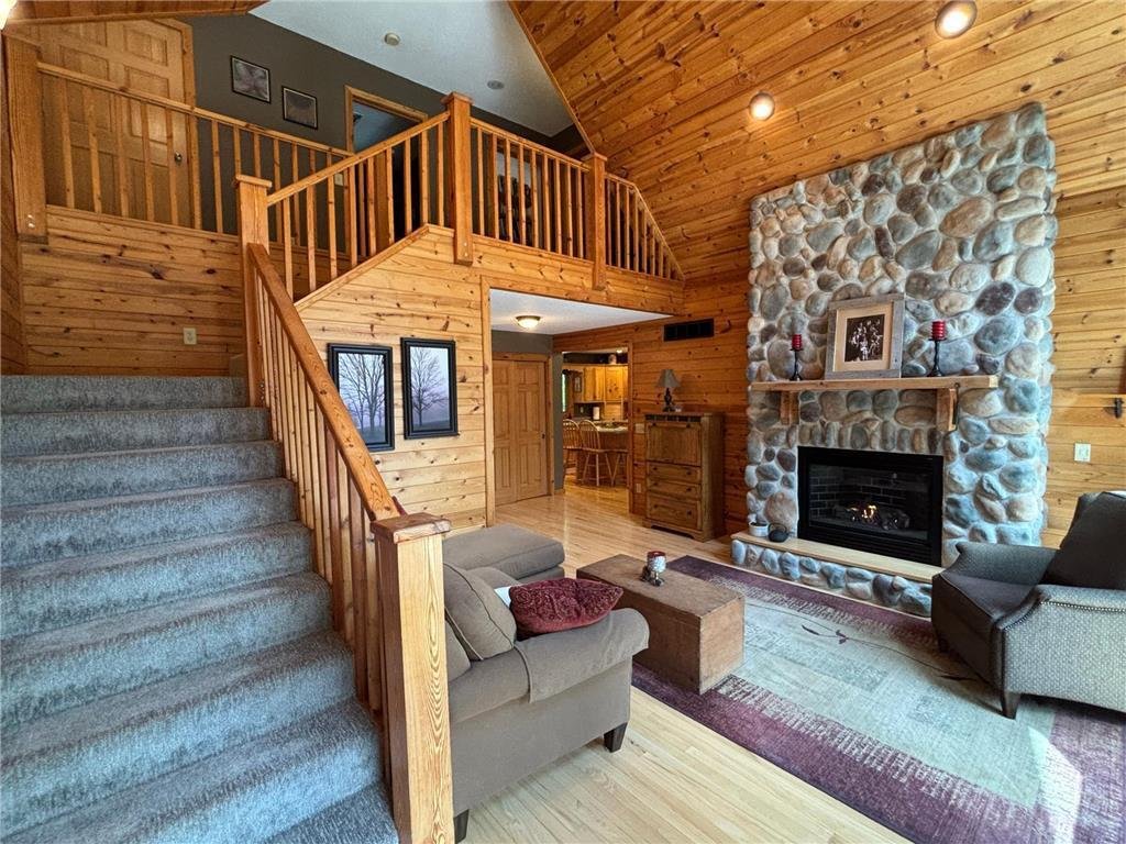 House in New Auburn, Wisconsin, United States 5 - 18532338