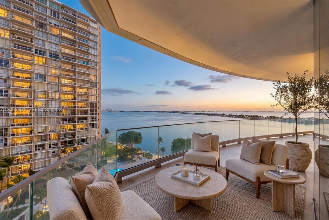 Condo in Miami, Florida, United States 2 - 18536075