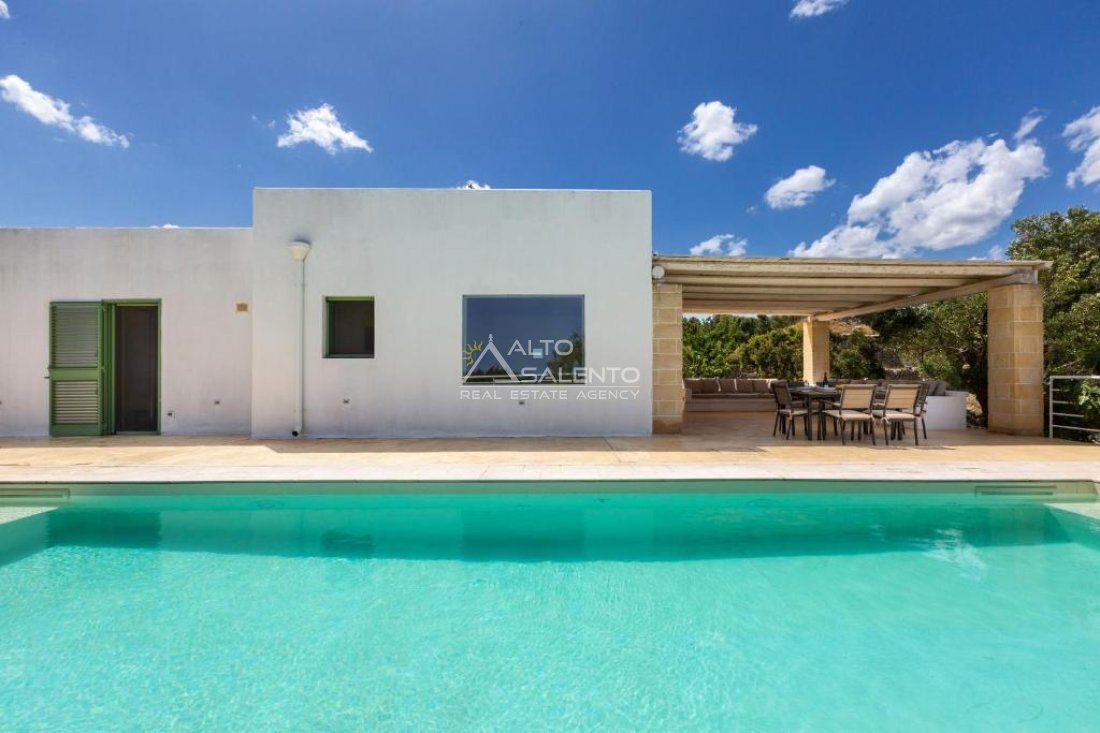 Villa à Carovigno, Pouilles, Italie 1 - 16670980