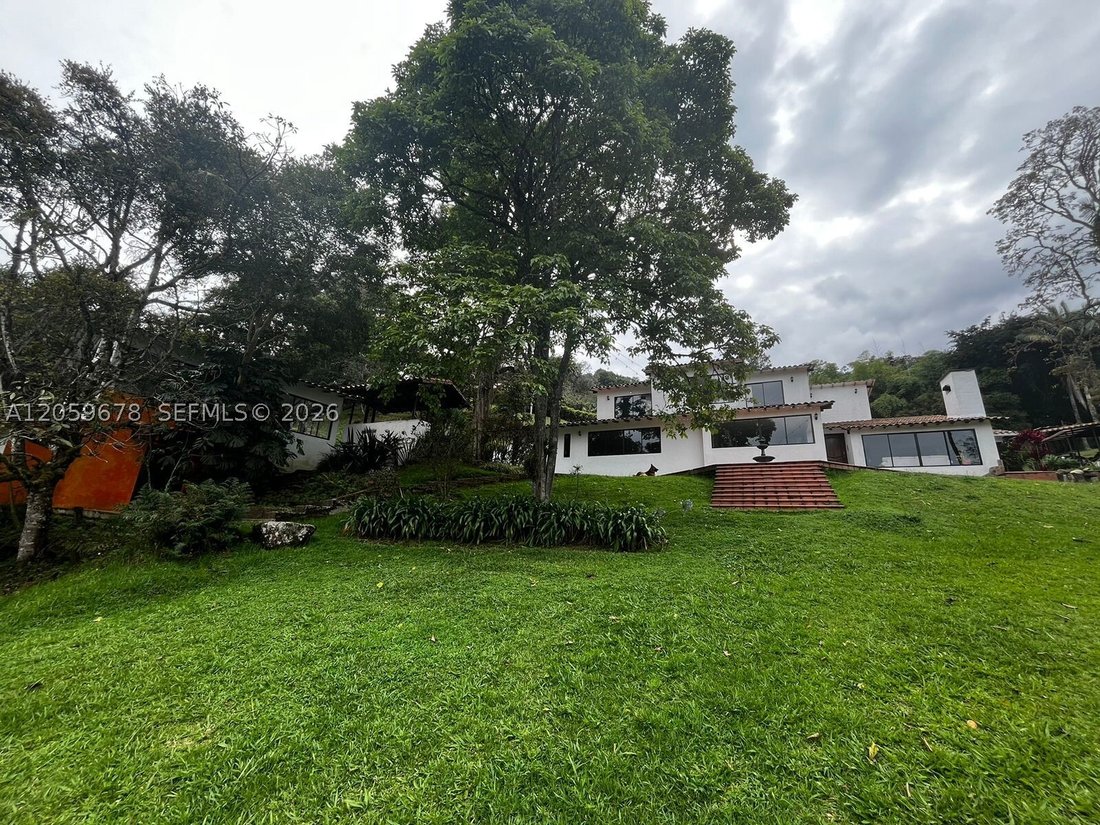 House in Retiro, Antioquia, Colombia 2 - 18534749