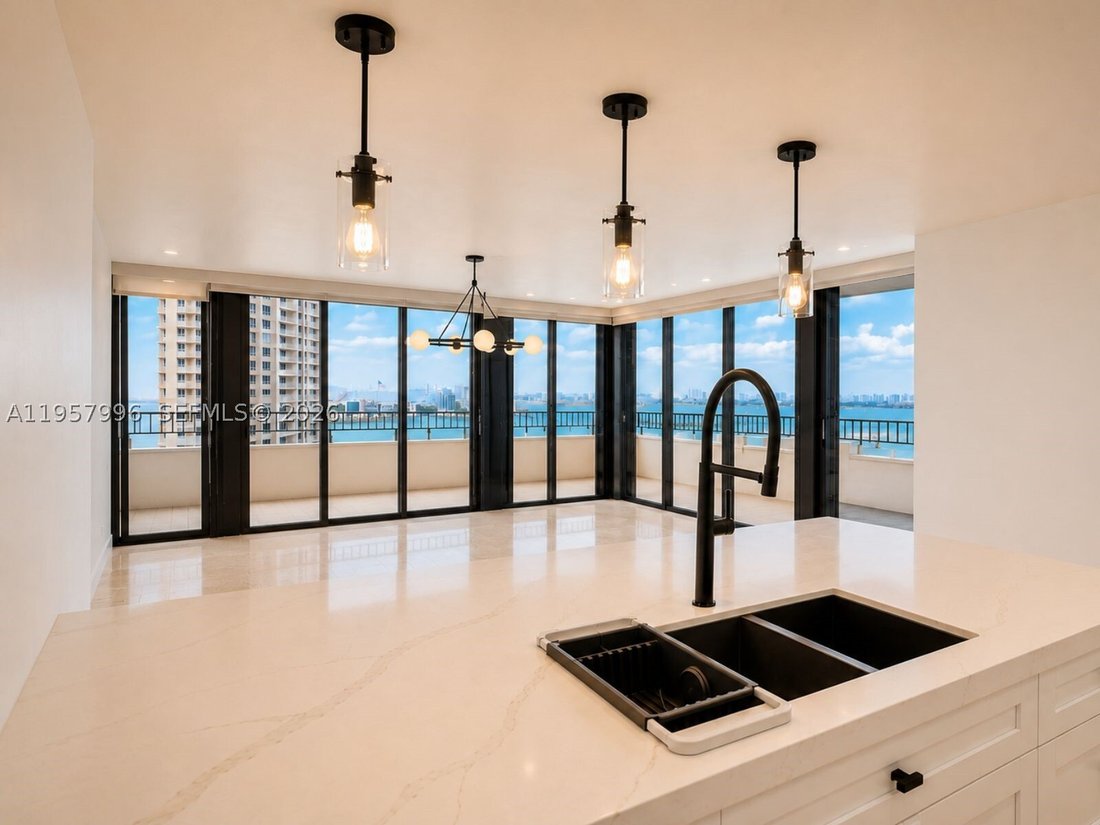 Condo in Miami, Florida, United States 3 - 17142100