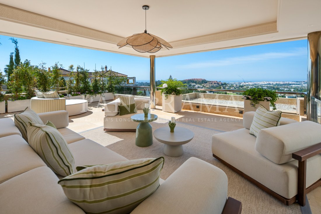 Penthouse in Nueva Andalucia, Marbella, Spain 1 - 18532961