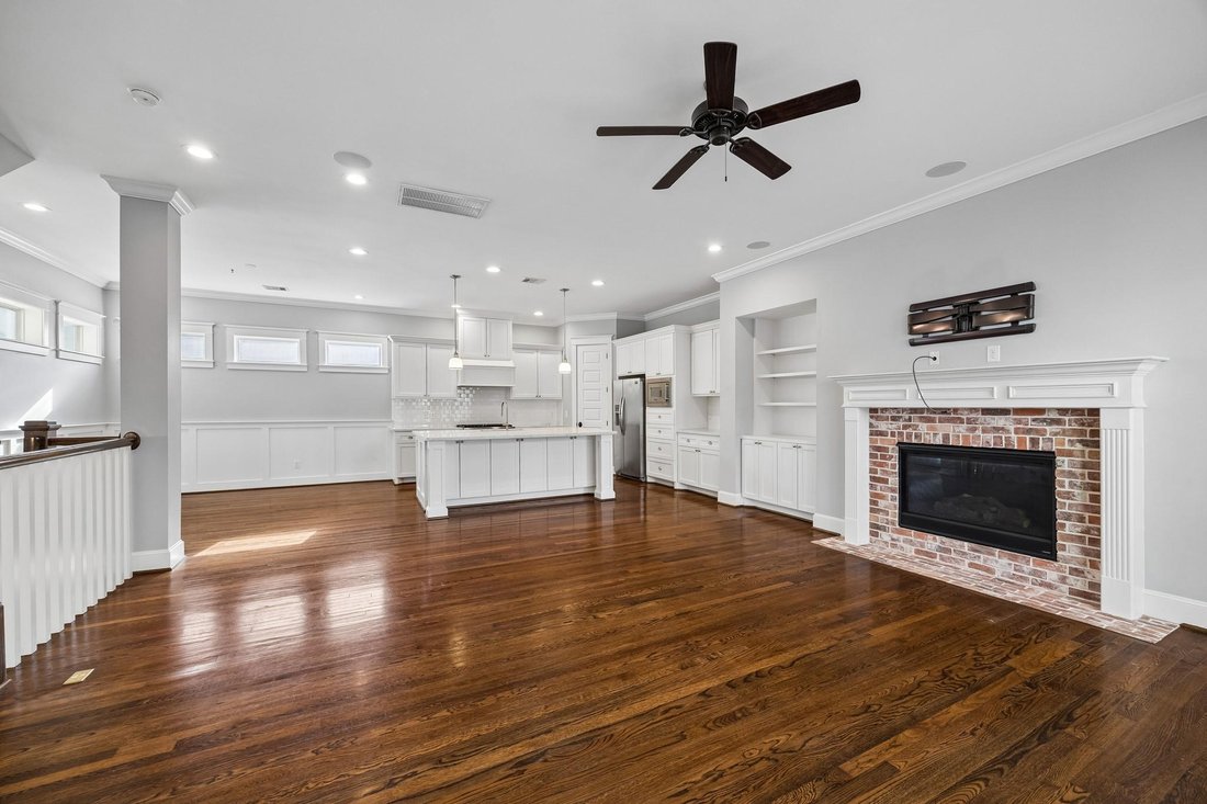 House in Houston, Texas, United States 3 - 18532718