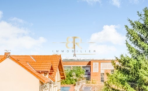 Penthouse in Plateau Ouest, Suresnes, France 1