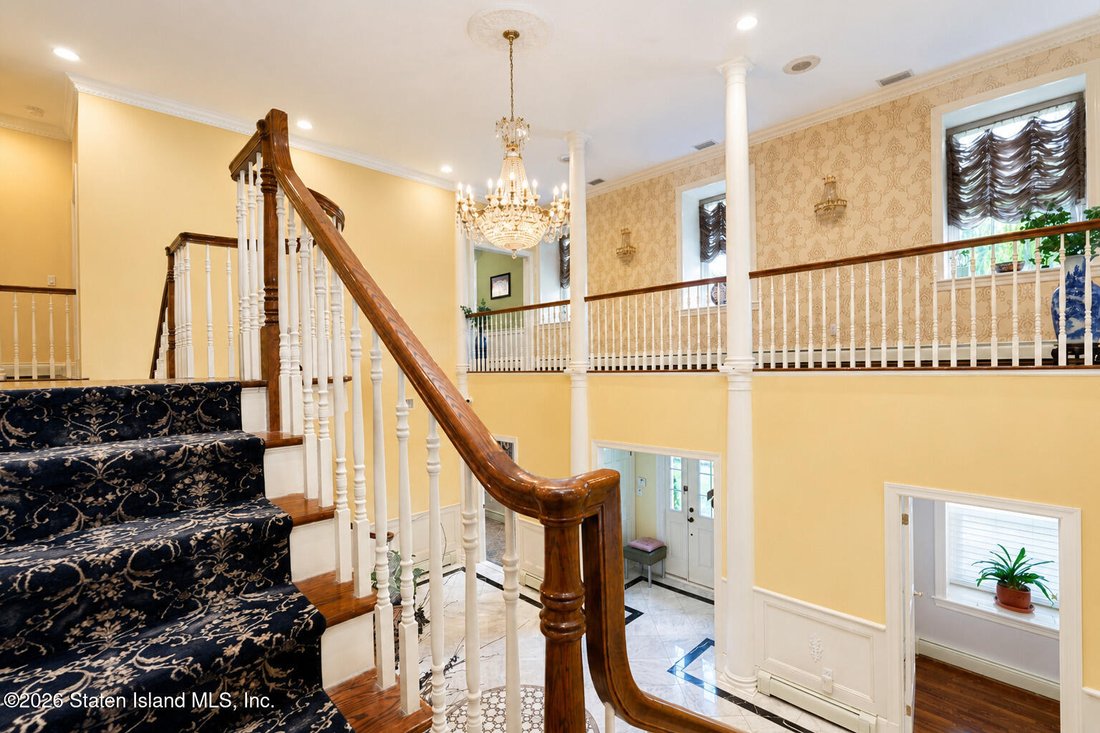 House in New York, New York, United States 5 - 18442260