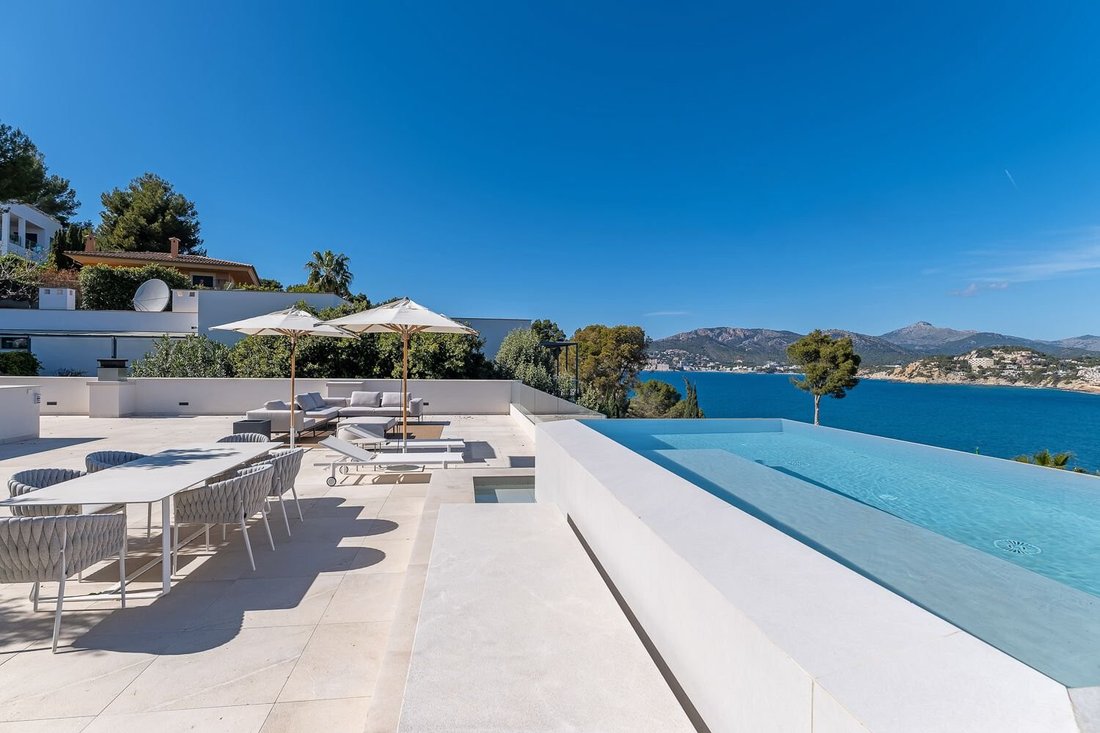 Villa in Santa Ponsa, Balearic Islands, Spain 1 - 18533413