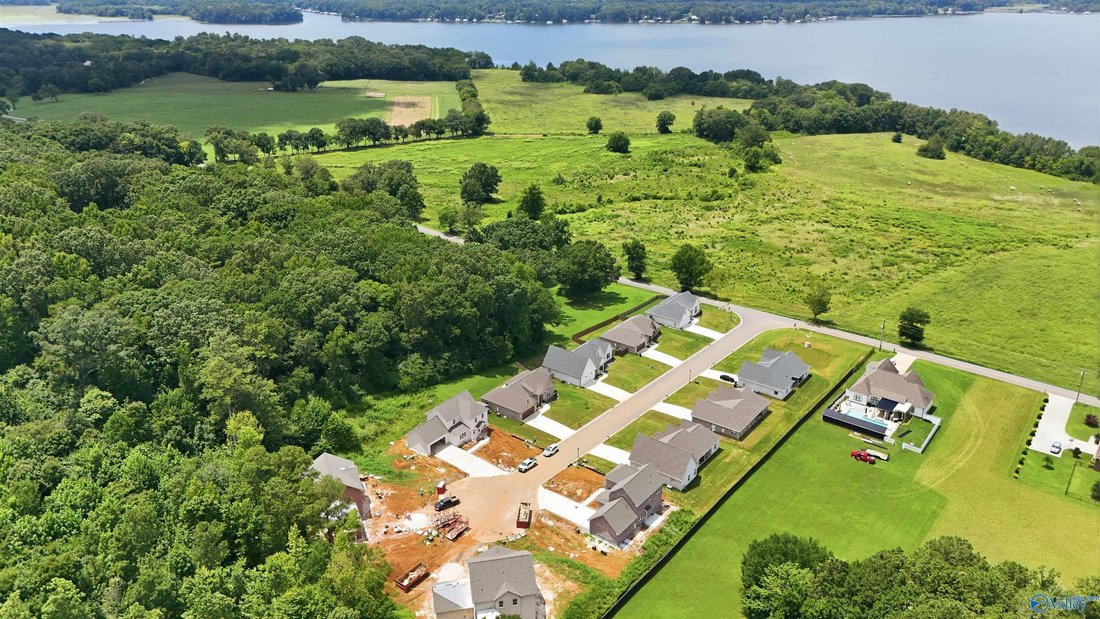 House in Guntersville, Alabama, United States 3 - 17682371