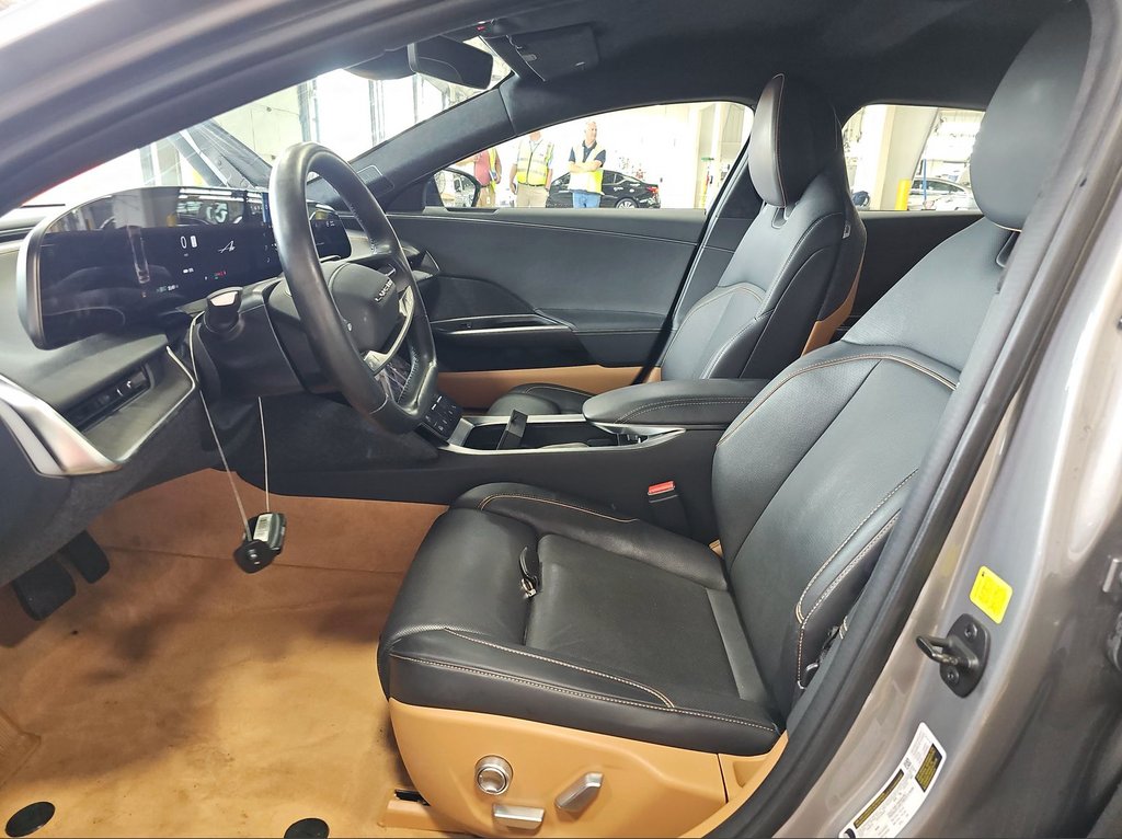 Sedan in Lake Villa, IL, United States 5 - 18536144
