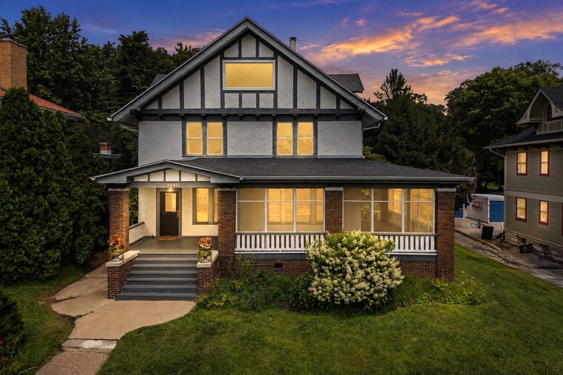 House in Davenport, Iowa, United States 1 - 18327595