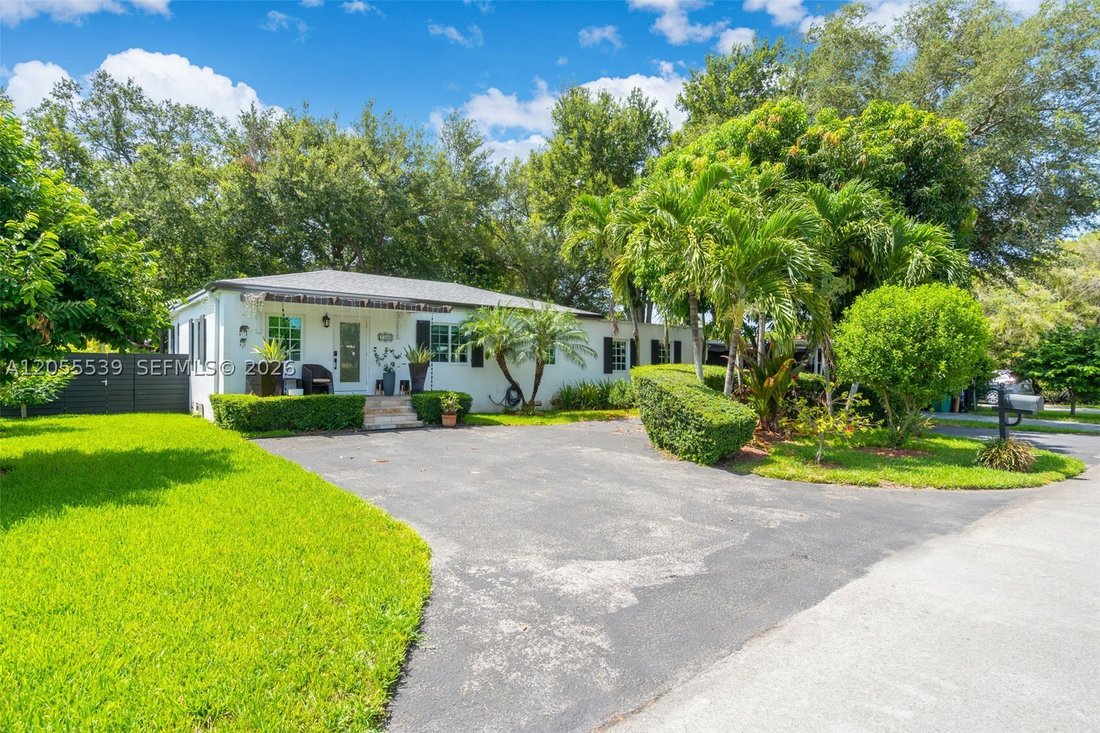 House in Miami, Florida, United States 1 - 18534818