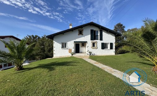 House in Ascain, Nouvelle-Aquitaine, France 1