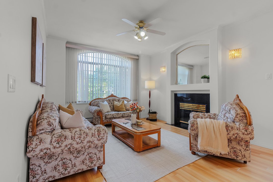 House in Surrey, British Columbia, Canada 5 - 18537150