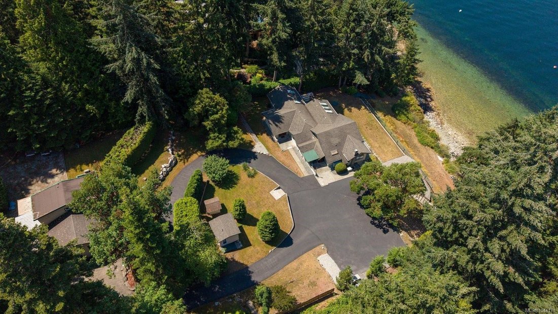 House in North Saanich, British Columbia, Canada 5 - 18537129