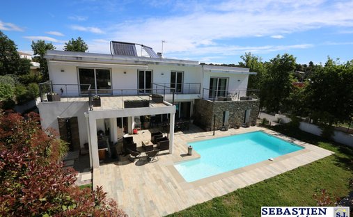 Apartment in Exterieurs, Frejus, France 1