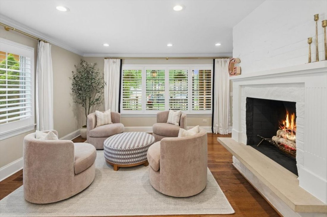 House in Wilmette, Illinois, United States 5 - 18537007