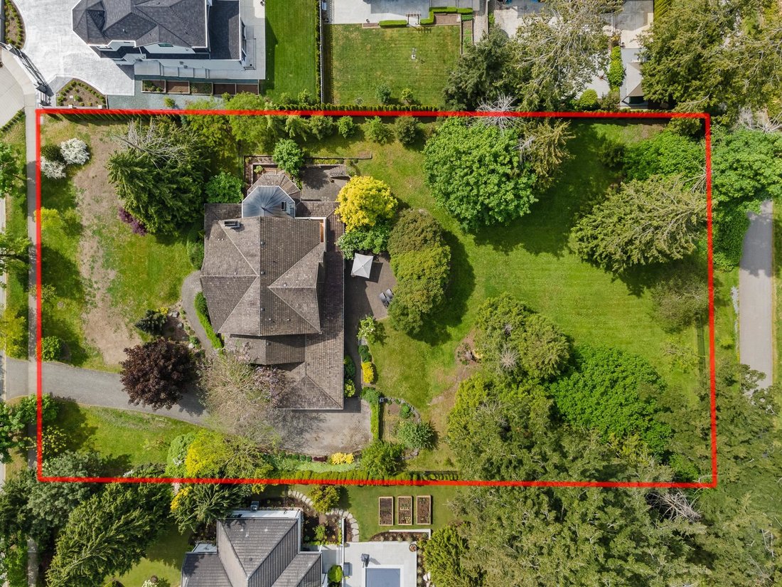 House in Surrey, British Columbia, Canada 2 - 18537134