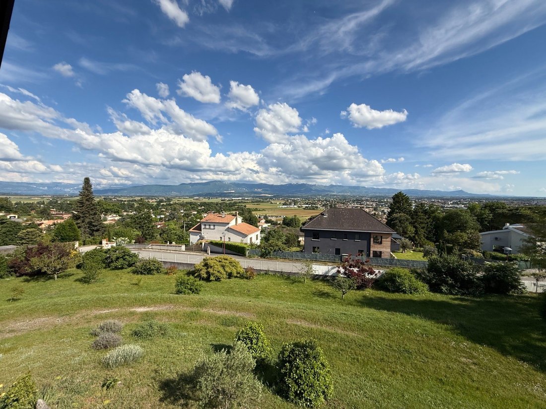 House in Mours-Saint-Eusebe, Auvergne-Rhône-Alpes, France 3 - 18389941
