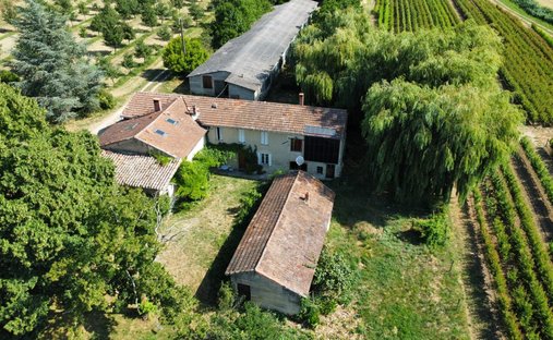 Farm Ranch in Vaunaveys-la-Rochette, Auvergne-Rhône-Alpes, France 1