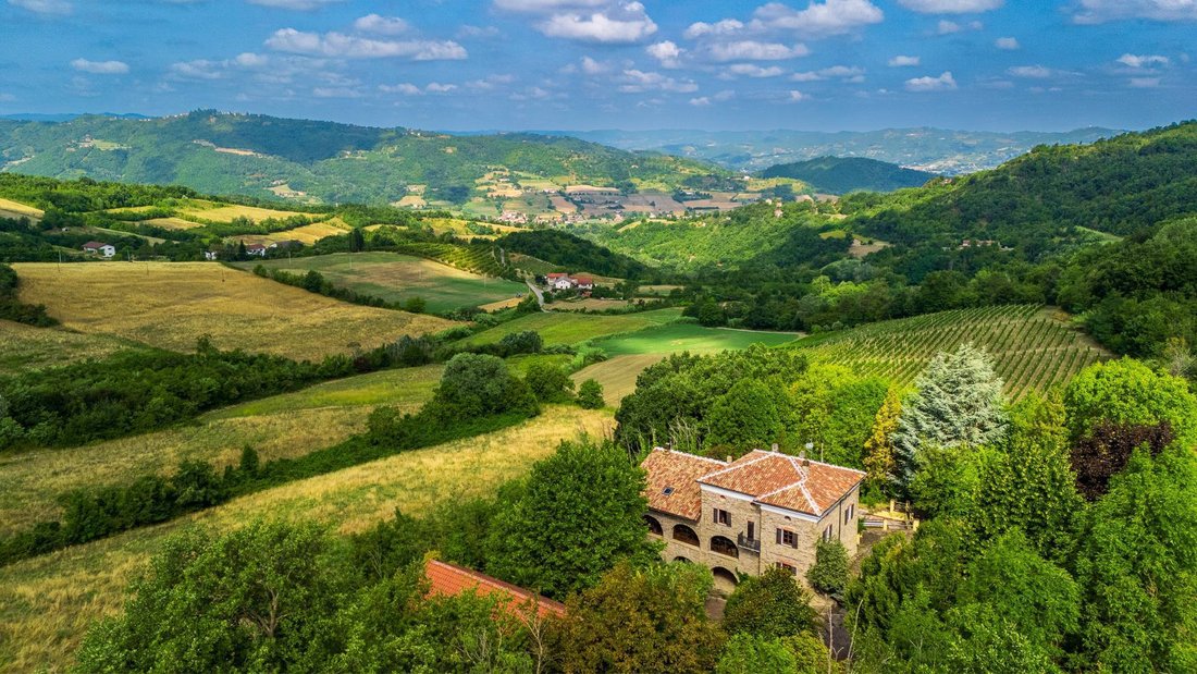 Villa in Cavatore, Piedmont, Italy 2 - 18536930