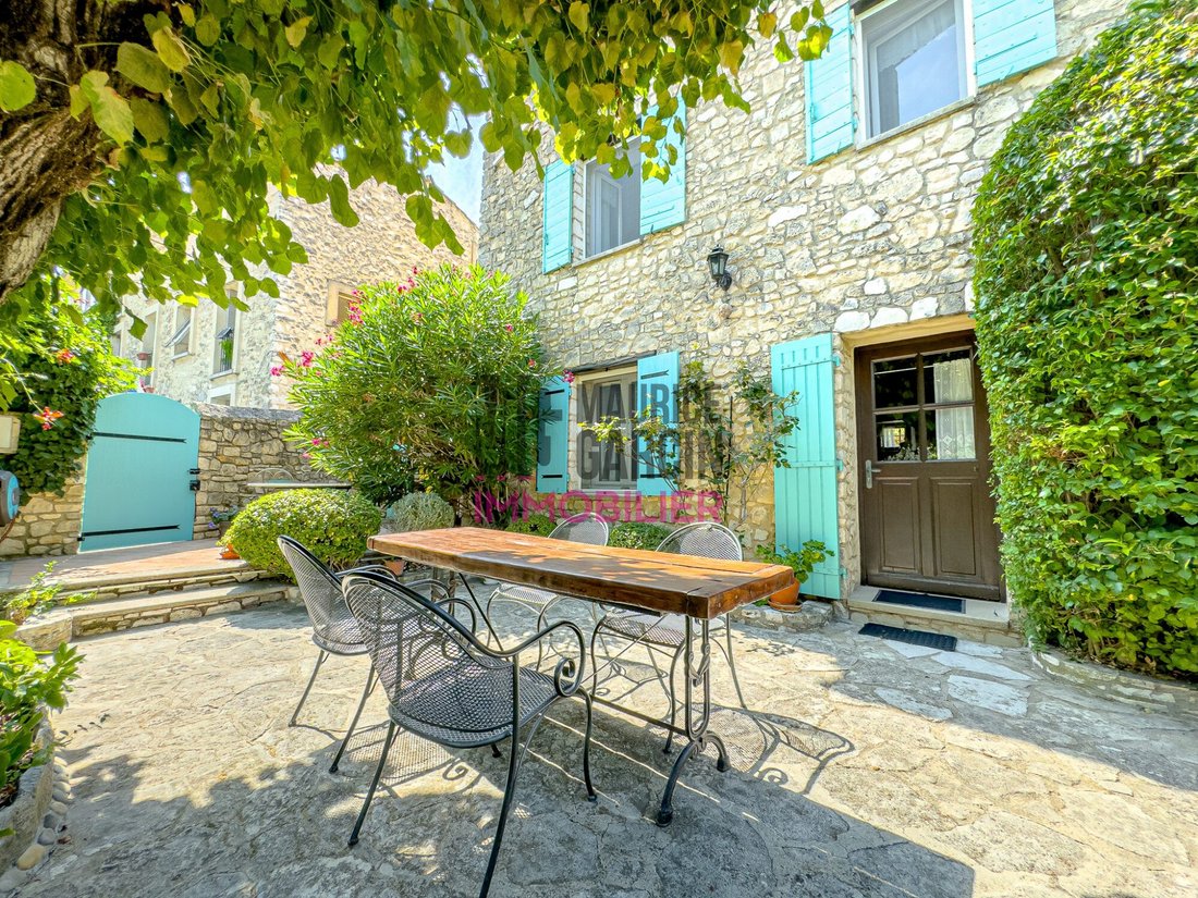 Country House in Velleron, Provence-Alpes-Côte d'Azur, France 1 - 18385849