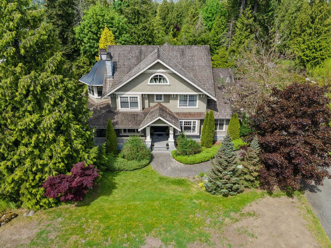 House in Surrey, British Columbia, Canada 3 - 18537134